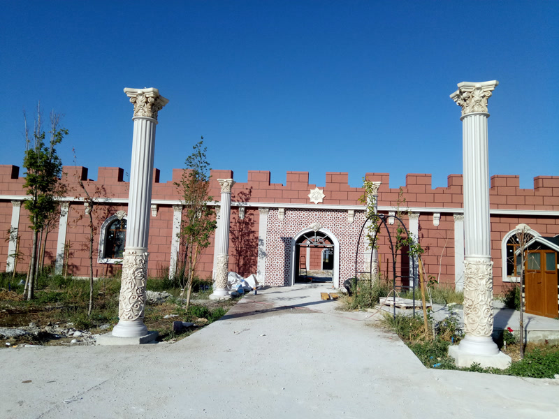 Neoklasik İş Yeri Dış Cephe Tasarımında İon Sütun Zarafeti
