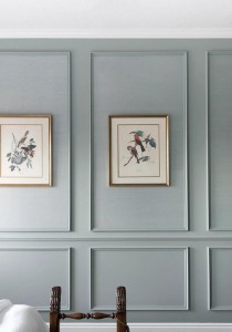 Arte della Boiserie Neoclassica su Pareti Verde Salvia
