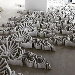 Decorazioni a Conchiglia in Poliuretano per Facciate Classiche