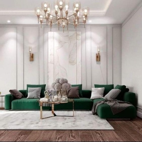Zümrüt Tonları ve Poliüretan Duvar Panelleriyle Modern Salon