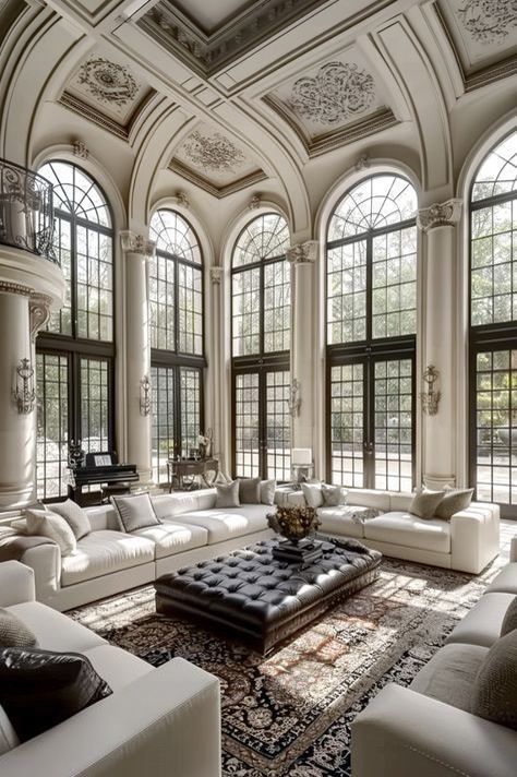 Design di Saloni Grandiosi con Colonne e Archi in Poliuretano