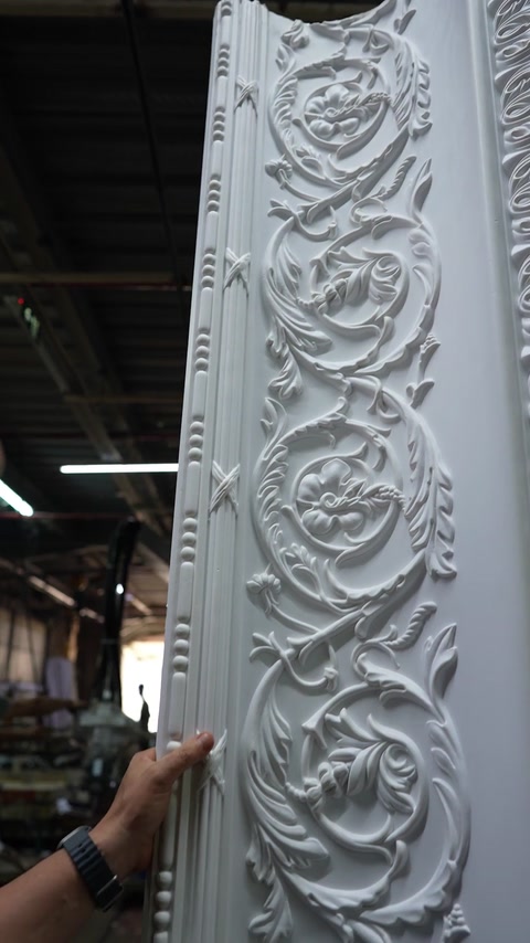 Macro of acanthus leaf relief before the finishing line