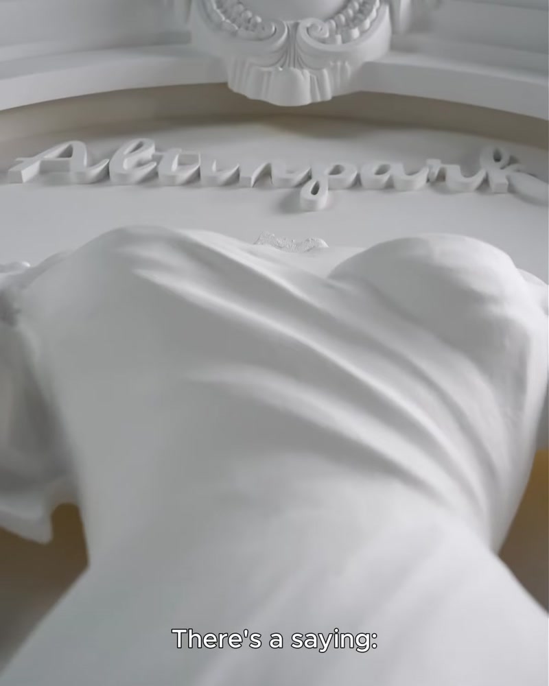 Custom Wedding-Dress Relief in a Lit Polyurethane Arch