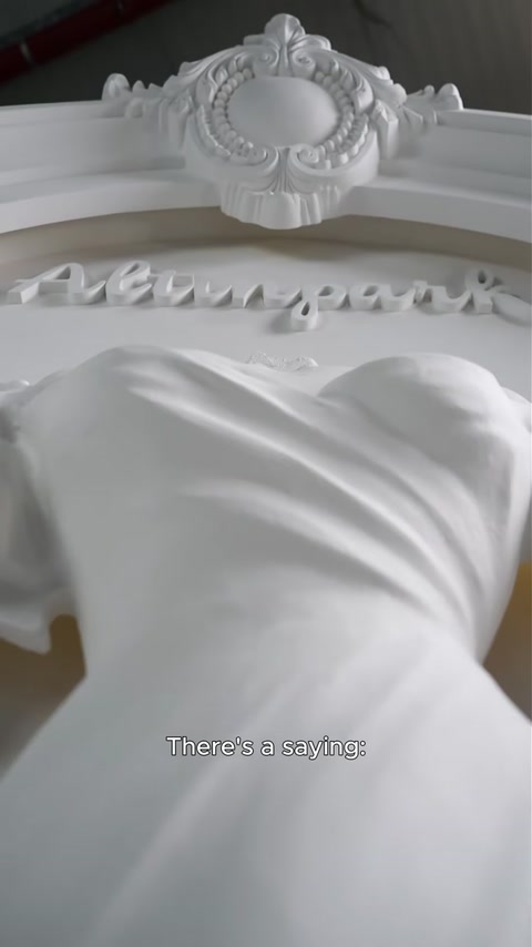 Custom Wedding-Dress Relief in a Lit Polyurethane Arch
