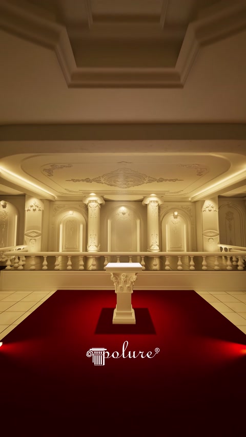Elemento decorativo con base alla fine del tappeto rosso si orienta verso la balaustra