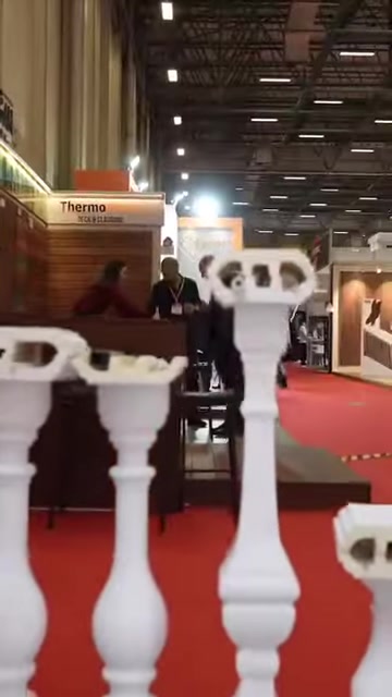 Modelli di balaustri in poliuretano e corrimano decorativi