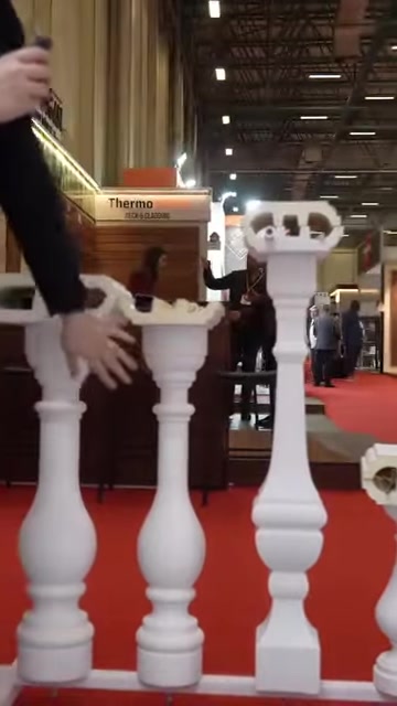 Modelli di balaustri in poliuretano e corrimano decorativi