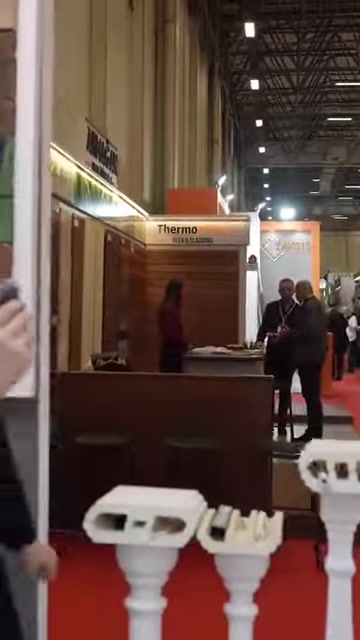 Modelli di balaustri in poliuretano e corrimano decorativi