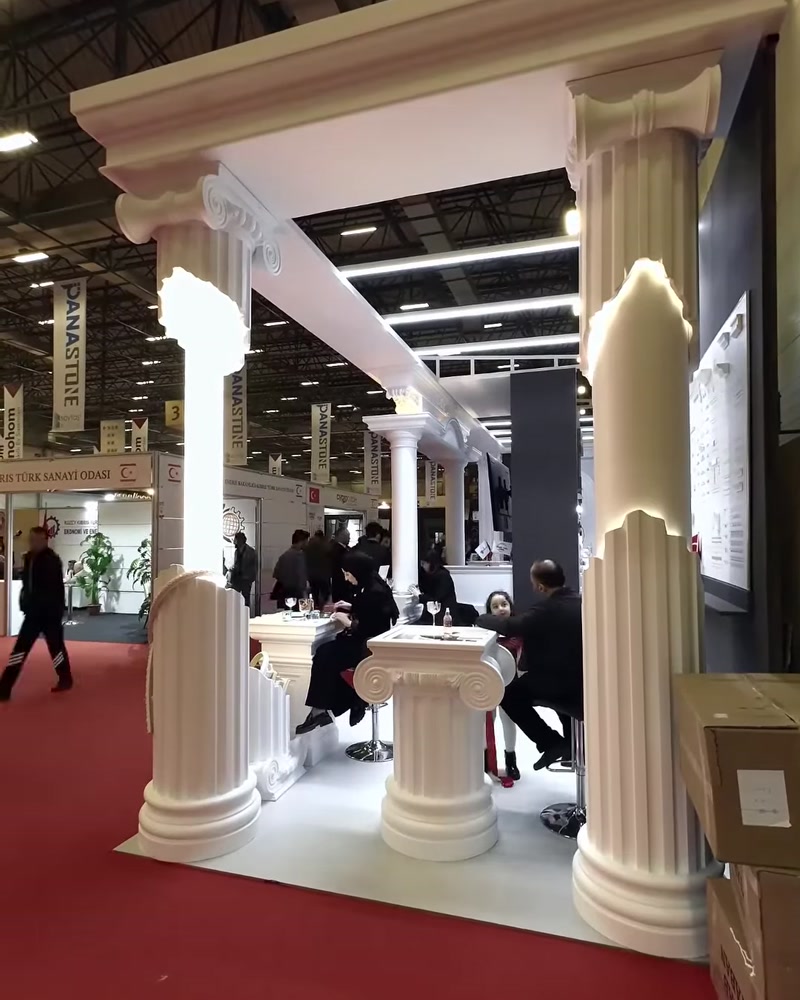 Modelli di colonne in poliuretano: design decorativi eleganti e resistenti