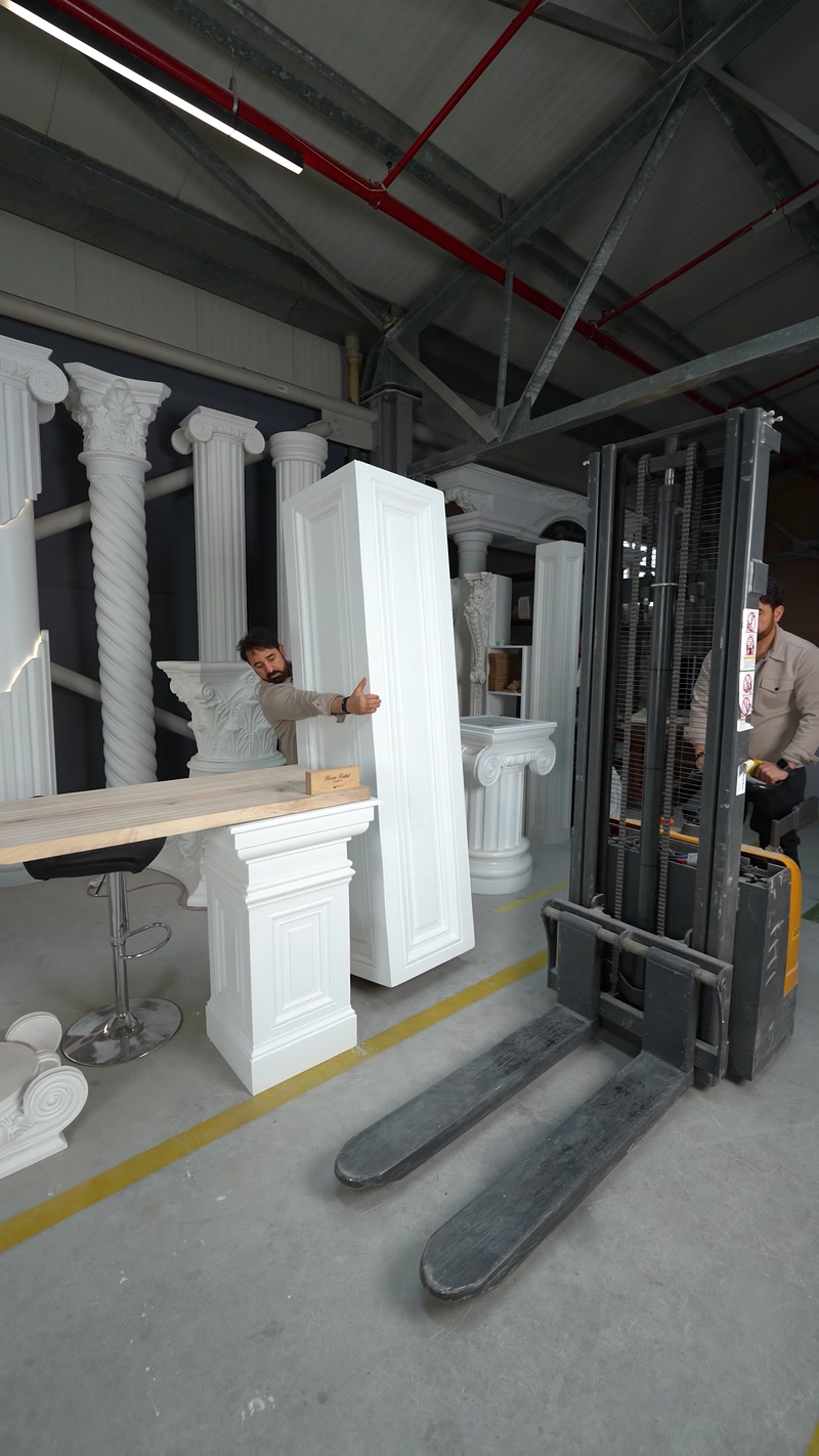 Capitelli Corinzi in Poliuretano per Colonne e Pilastri