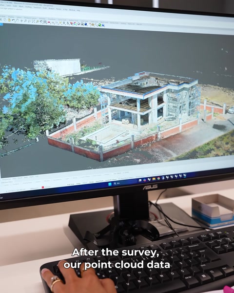 Il modello digitale e la nuvola di punti presentano la villa rilevata
