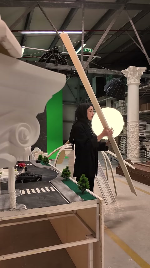 Long plain flex trim is presented without stretching in front of decorative products