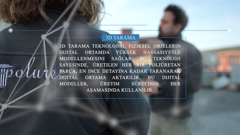 Atölye önünde dış cephe süsleri ve sütun parçaları stoklanmış halde