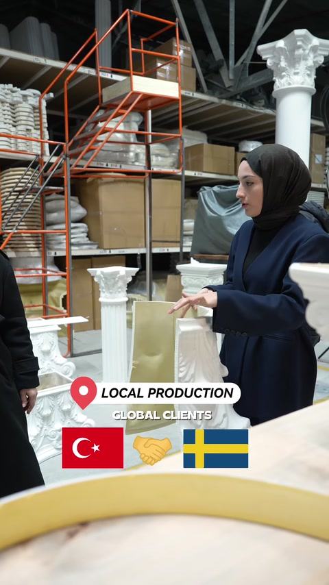 Diversi modelli di colonne e paraste presentati nell’area produttiva