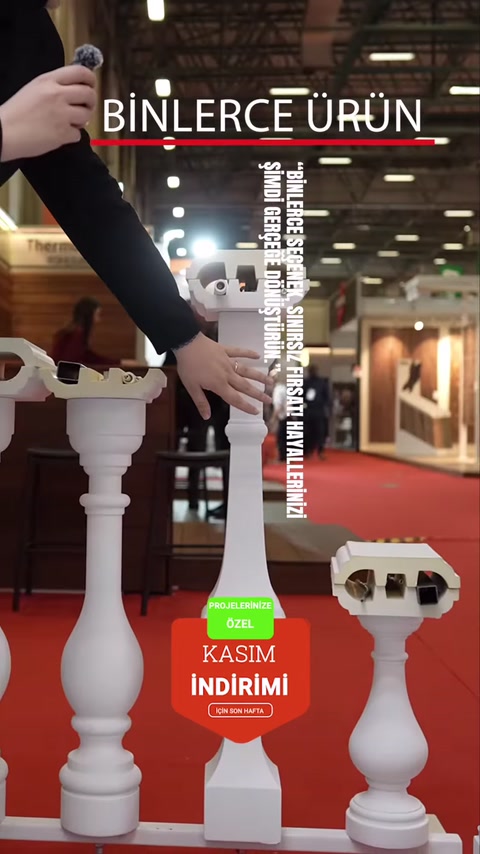 Esempio di balaustro decorativo classico bianco