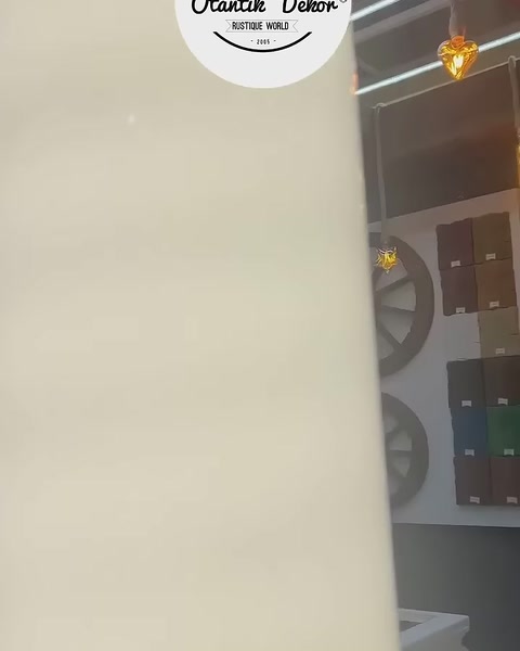 Polure Poliüretan Tavan Kirişleri ile Estetik ve Dayanıklı Tasarımlar — 0:10