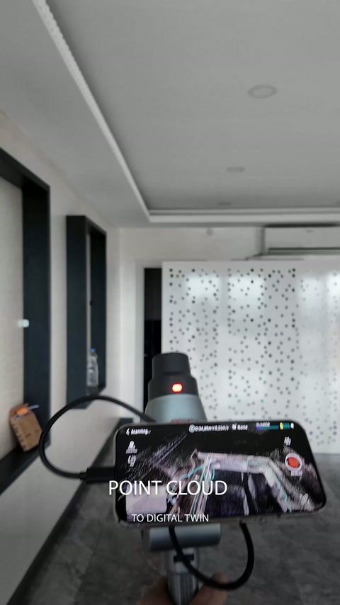Il dispositivo di rilievo acquisisce i dettagli del soffitto all’interno dell’ambiente luminoso.