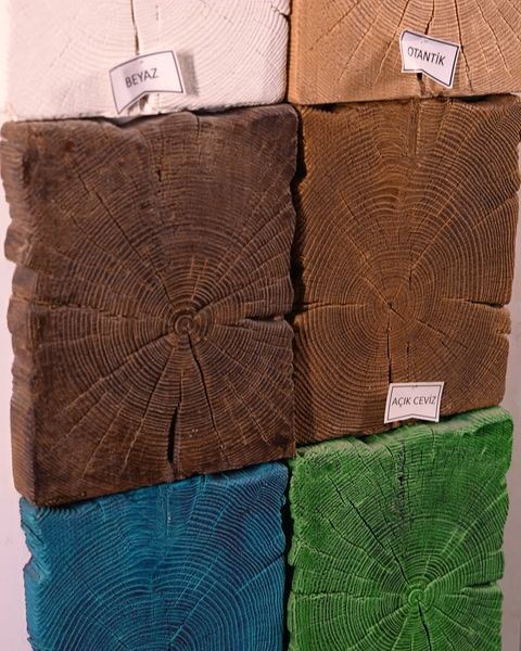 Gamma completa di campioni quadrati di finitura in legno incluso blu e verde