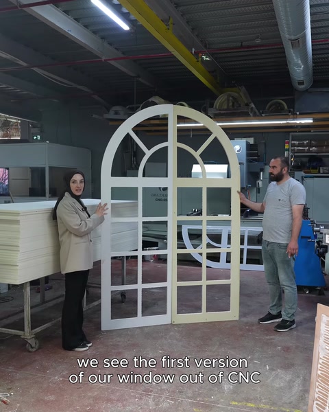 CNC'den çıkan yapay pencerenin ilk hali sergileniyor