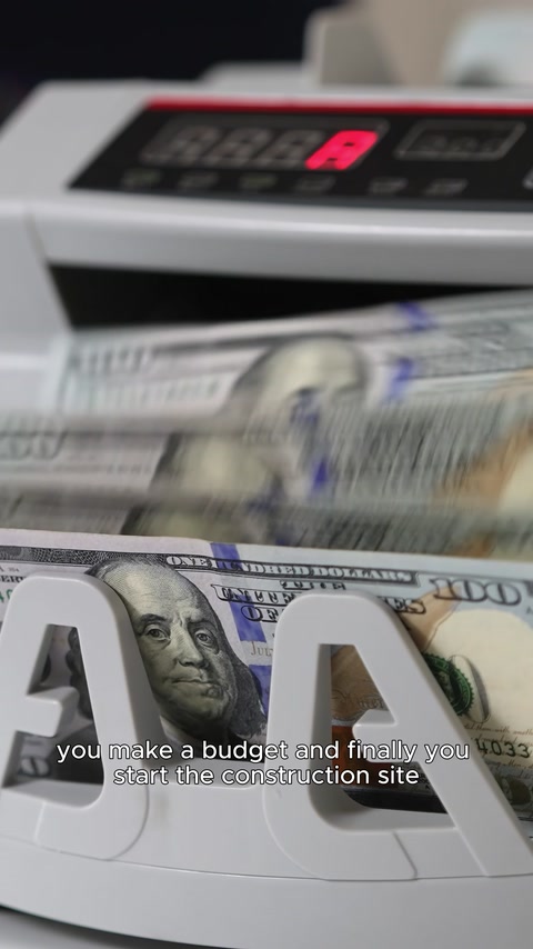3D tarayıcılar bütçe planlamasını simgeleyen banknotların önünde sergileniyor