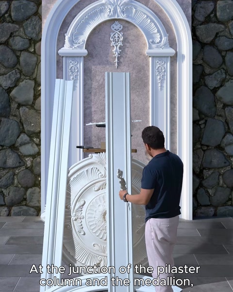 The connection point between the plaster column and medallion is formed