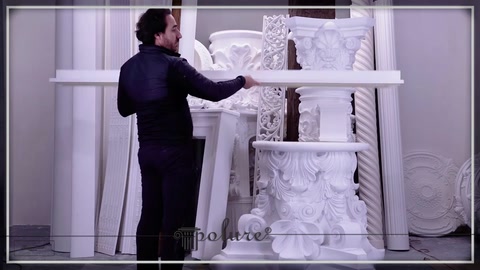 A long, thick decorative profile is displayed between two columns