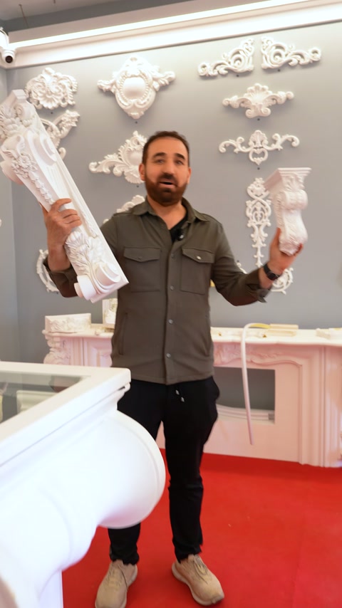 Server displays two different white baluster models together