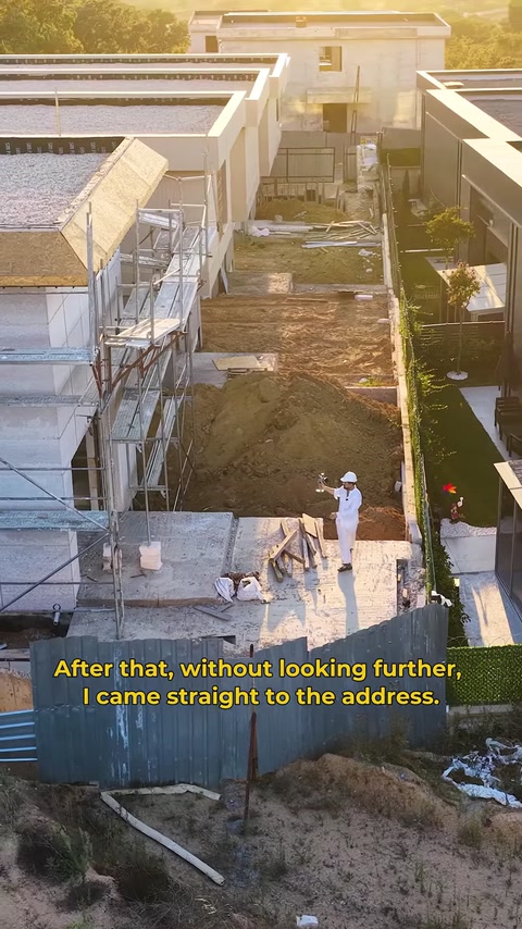 Una prospettiva aerea mostra il sito della villa e i terreni circostanti