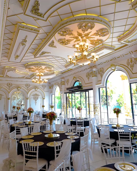 Transforming Spaces with Panels, Medallions, Surrounds and Columns