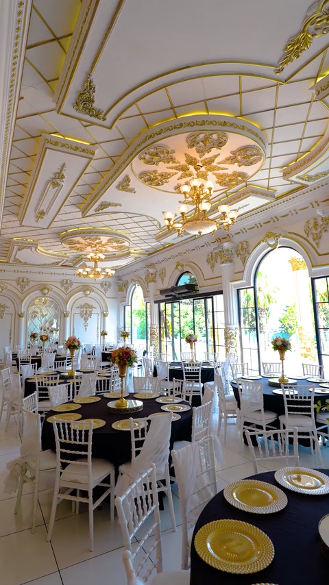 Transforming Spaces with Panels, Medallions, Surrounds and Columns