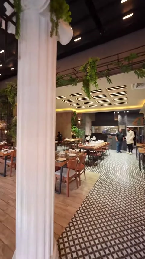 Poliüretan İyon Sütun ve Kemer Söve Modelleriyle Restoran Dekorasyonu
