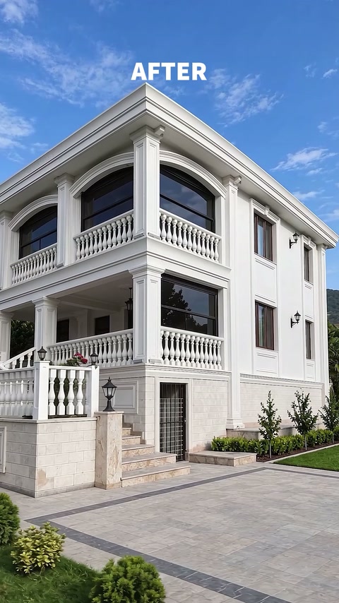 Residenza d'angolo completata con vetrate ad arco, colonne e balaustre