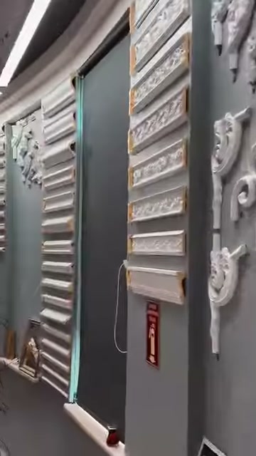 Horizontal profile varieties are lined up side by side on an illuminated showroom panel