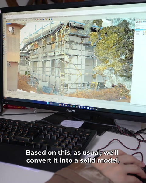 Dettagli facciata con dati nuvola di punti visualizzati sullo schermo