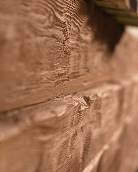 Primo piano della texture della sezione di testa di una trave in poliuretano