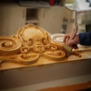 Klasik Villa İçin Poliüretan Pediment Taç Modelleri ve Tasarım İpuçları Poliüretan kat silmesi modelleri kat silme modelleri fiyatları. <section><p>Poliüretan pediment taç, klasik mimarinin zarafetini modern uygulama